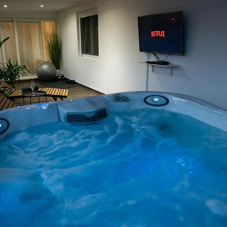 Apartamento Ted's Luxury Place With Jacuzzi Šibenik